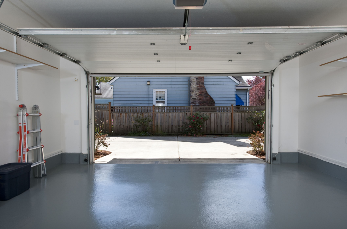 Advantages Of Using Epoxy Coated Floors post thumbnail image
